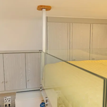 Katianna Stone Petite Tatil Evi Ermoupoli
